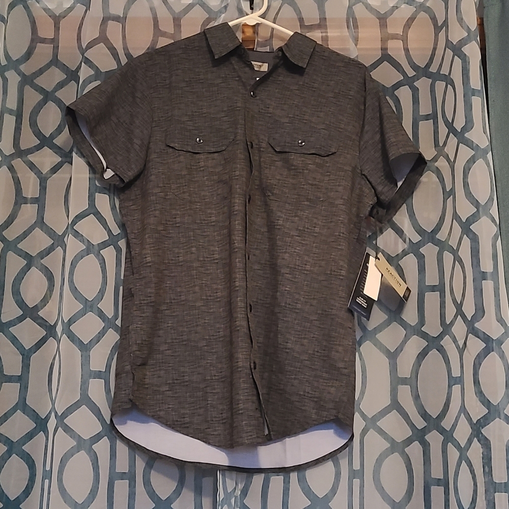 Medium men's button down